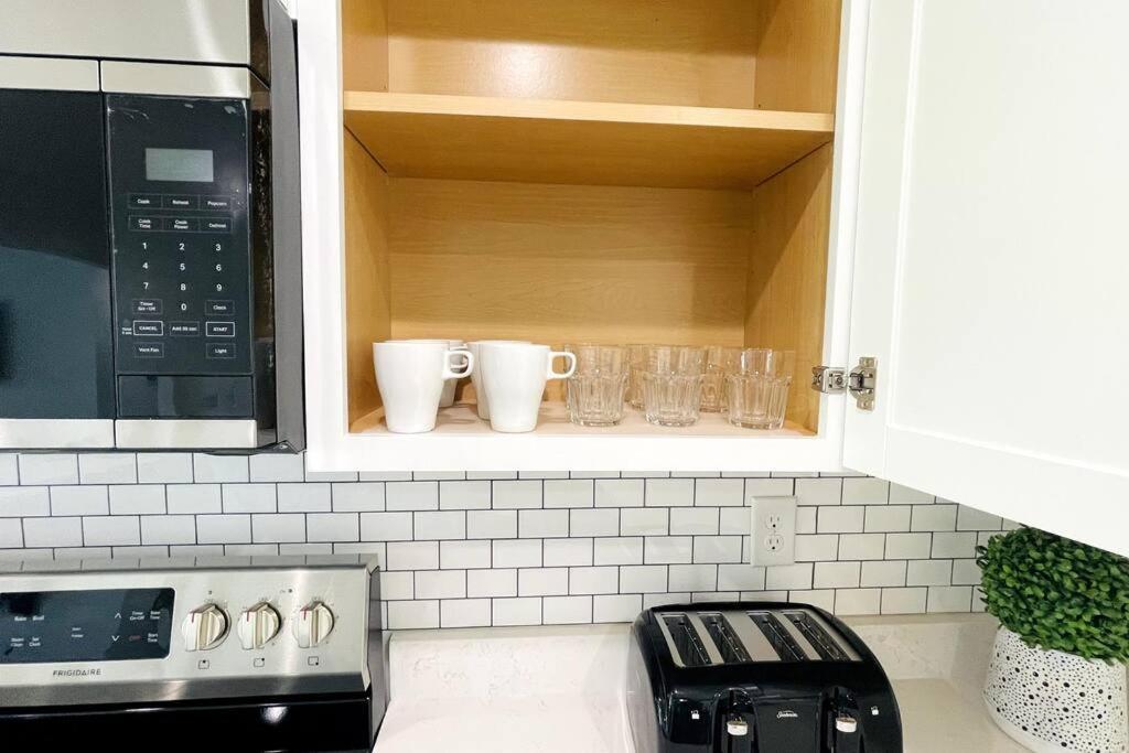 Modern Home Near Uptown Clt, Airport And More Charlotte Exteriör bild