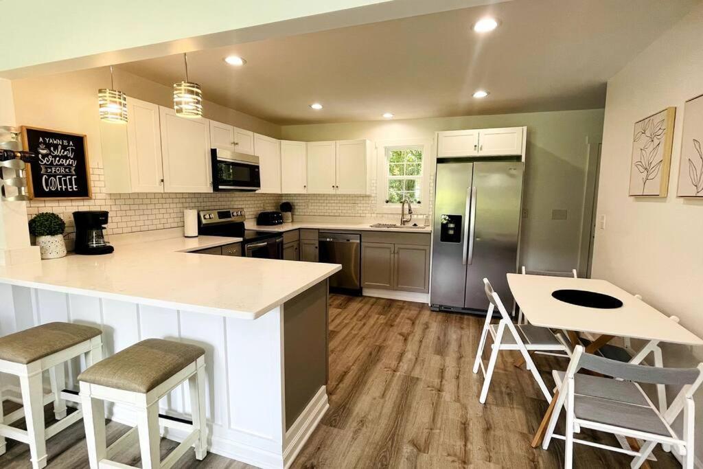 Modern Home Near Uptown Clt, Airport And More Charlotte Exteriör bild