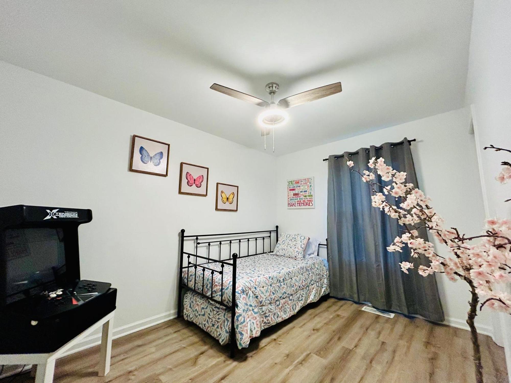 Modern Home Near Uptown Clt, Airport And More Charlotte Exteriör bild