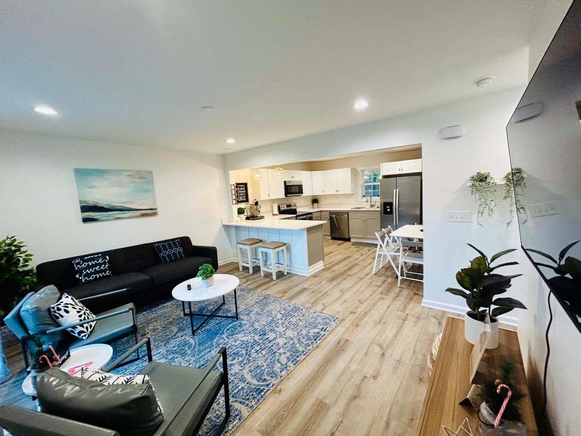 Modern Home Near Uptown Clt, Airport And More Charlotte Exteriör bild