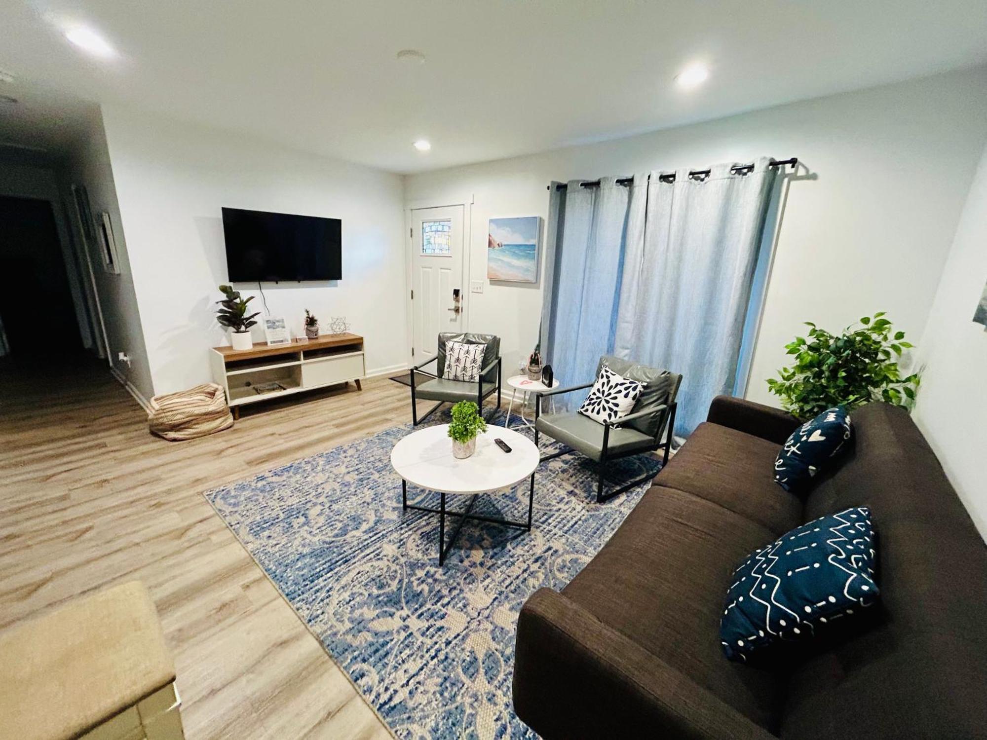 Modern Home Near Uptown Clt, Airport And More Charlotte Exteriör bild